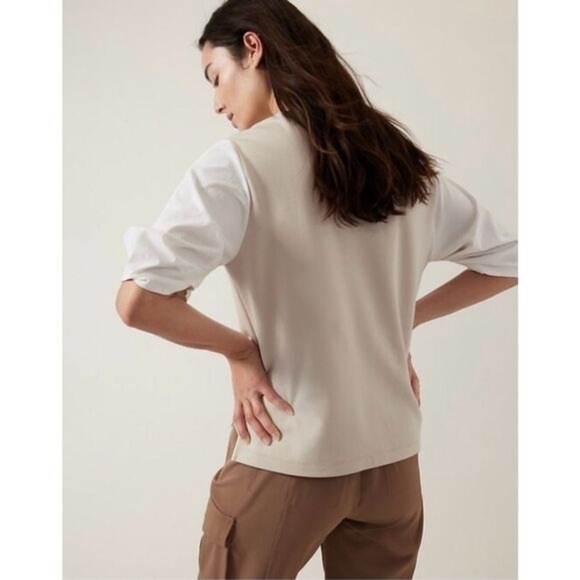 Athleta Harlow Hybrid Tee Size Small - Picture 7 of 11